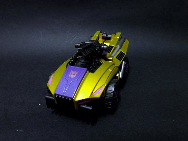 Takara Tomy Fall Of Cybertron Bruticus Combaticons  Game Colors Transformers Image  (3 of 50)